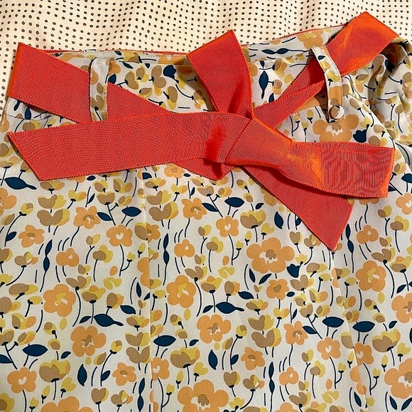MARC JACOBS Silk Floral Print Pleated Skirt, Blue Yellow Orange, US 2 - Picture 5 of 16